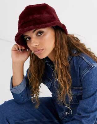 ASOS DESIGN fluffy bucket hat-Red