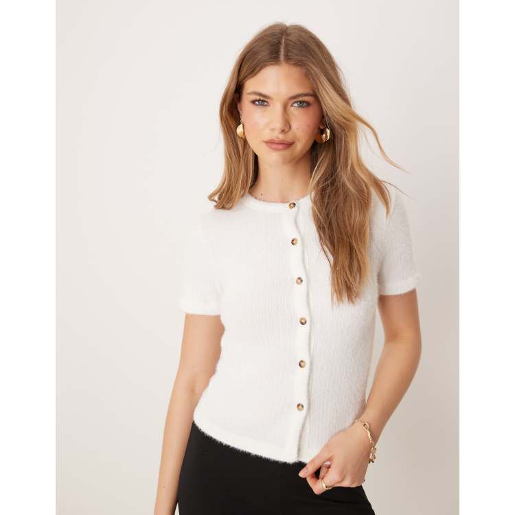 as on (アズオン)SICILY BUTTON CARDIGAN White - メルカリ