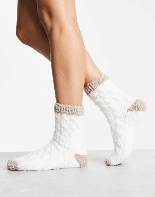 ASOS DESIGN fluffy cable knit lounge socks in cream, 4 of 4