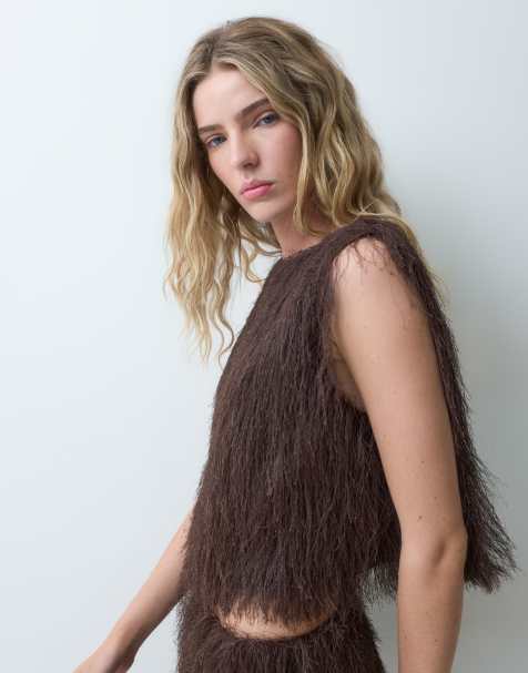 ASOS DESIGN fluffy ærmeløs top i chokolade - view 1