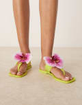[ASOS DESIGN] ASOS DESIGN Flutter orchid flower jelly thong sandals in lime-Green 38 Lime