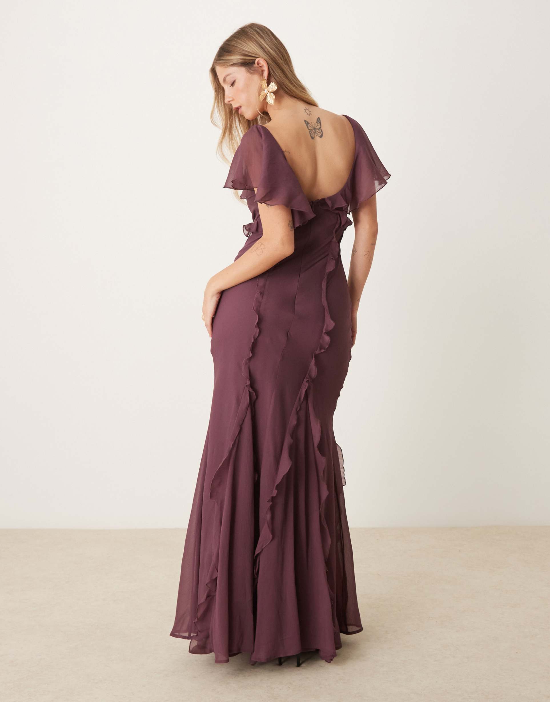 asos design flutter sleeve ruffle flare maxi dress in aubergine