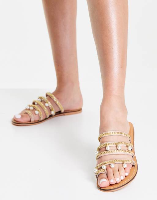 ASOS DESIGN Flutter toe loop sandals in beige, 2 of 4