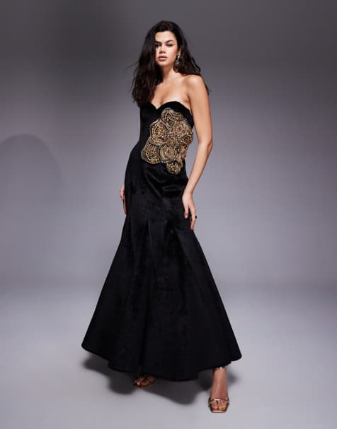 ASOS DESIGN - Fluwelen godet maxi-jurk met structuur en gouden bloemenversiering in zwart - view 1