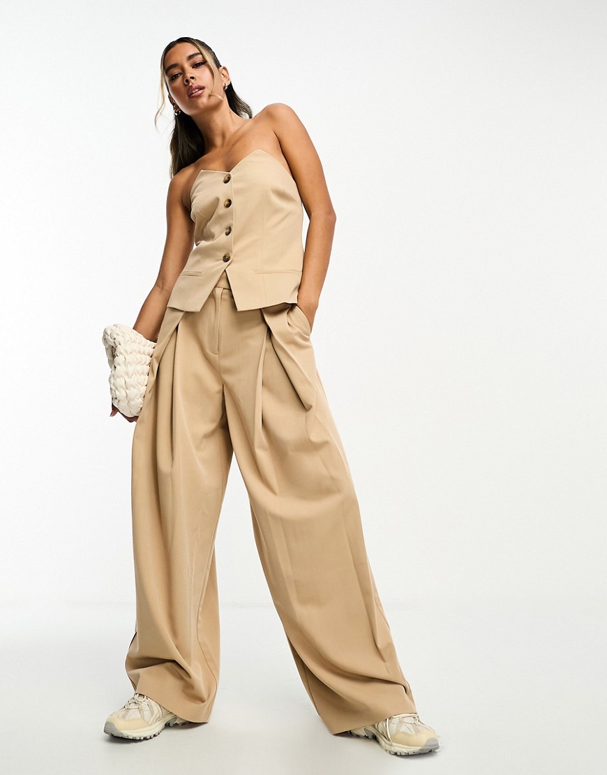 ASOS DESIGN fold front trouser in camel-Neutral
