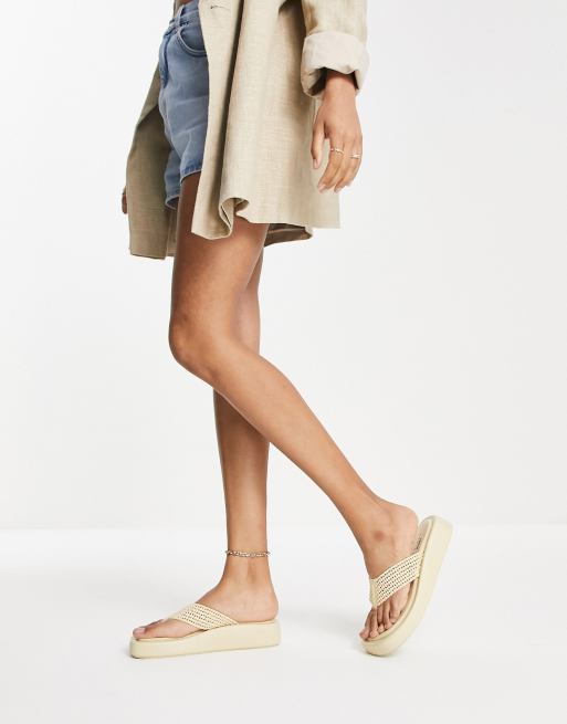 ASOS DESIGN - Fonda - Geweven teensandalen met dikke zool in naturel, 2 van 4