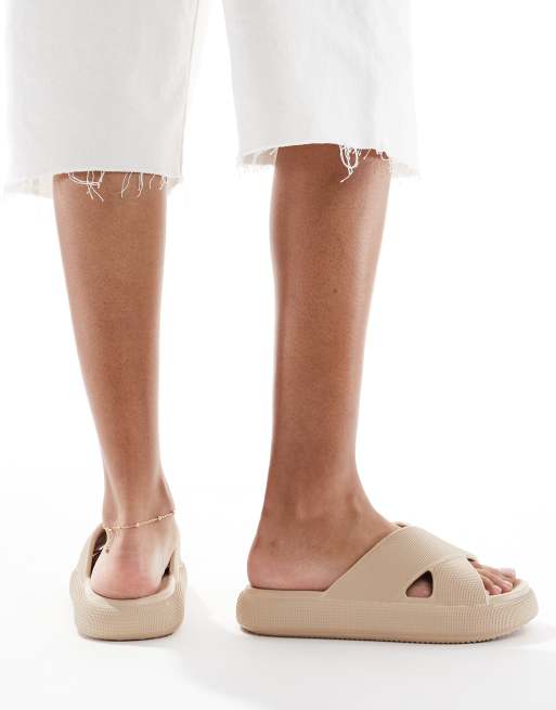 ASOS DESIGN - Forever - Slippers met kruisbandjes en dikke zool in beige, 3 van 4