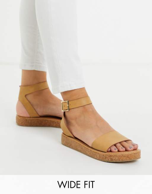 Asos Design Forlong Chunky Plateau Sandalen In Natur Weite Passform Asos