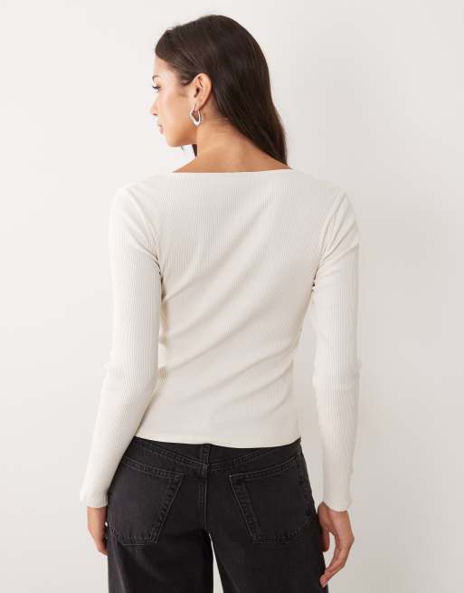 ASOS DESIGN formande ribbad topp med knappar och spetslager i cream, 4 av 4
