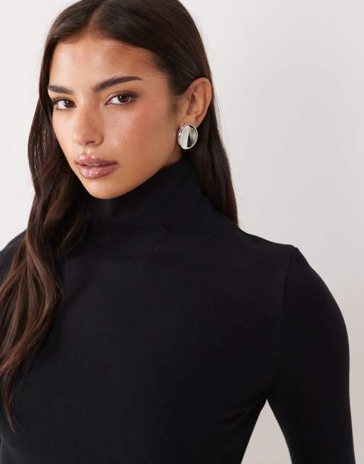 ASOS DESIGN formande topp i kompakt bomull med hög krage och långa ärmar i svart, 2 av 4