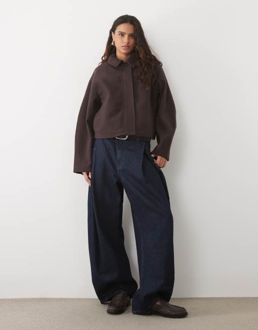 ASOS DESIGN formeel jasje met kraag en cropped pasvorm in chocoladebruin, 3 van 4
