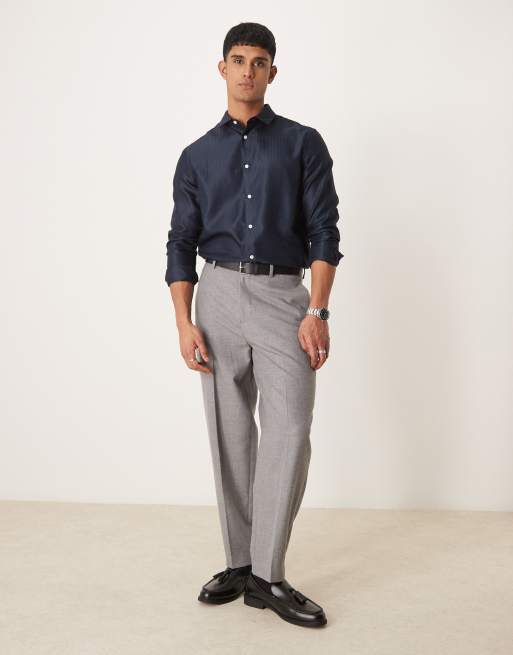 ASOS DESIGN – Formelles, bügelleichtes Hemd in Marineblau mit Fischgrätstruktur in regulärer Passform, 3 von 4