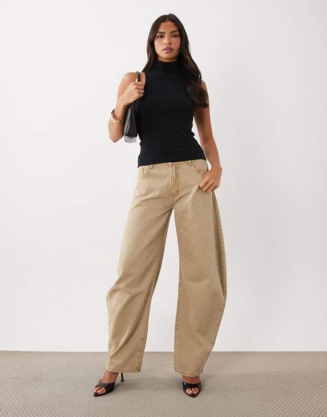 ASOS DESIGN formendes ärmelloses Top mit hohem Kragen in Schwarz - view 1