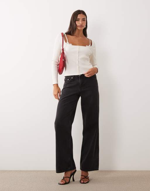 ASOS DESIGN formendes Ripp-Top mit durchgehender Knopfleiste und Spitzen-Unterlage in Cremeweiß, 3 von 4