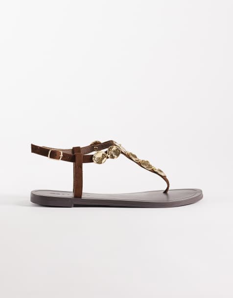 ASOS DESIGN - Fortuna - Platte teenslippers met muntjes in chocoladebruin - view 1