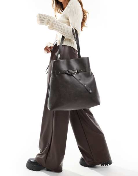 ASOS DESIGN - Forvasket sort tote med nitter og spænde - view 1