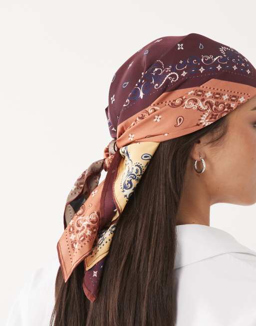 ASOS DESIGN - Foulard medio con stampa bandana multicolore, 2 di 3