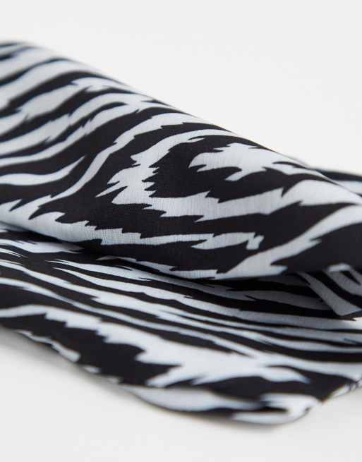 ASOS DESIGN - Foulard pour cheveux à imprimé zèbre abstrait, 3 de 4