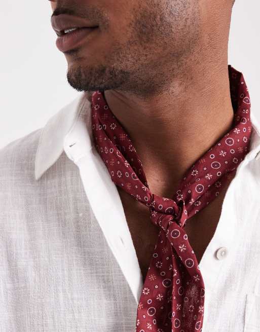 ASOS DESIGN - Foulard triangle en coton à imprimé cachemire fleuri - Bordeaux, 2 de 3