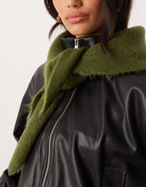 ASOS DESIGN - Foulard triangle en maille - Vert forêt, 2 de 3