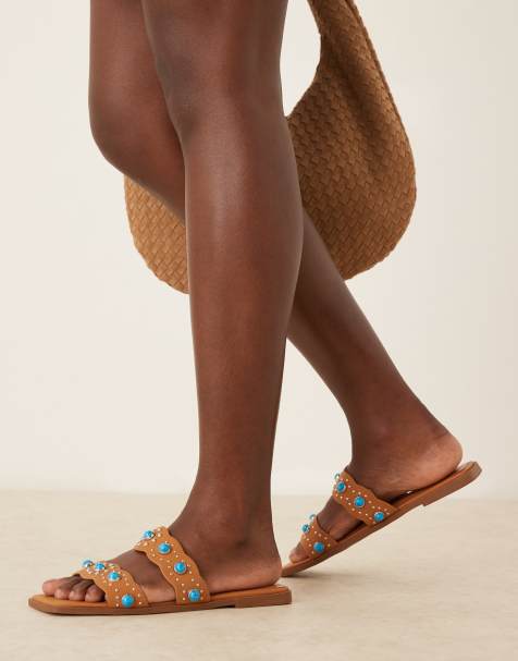 ASOS DESIGN – Found – Flache Mules in Hellbraun mit Schmucksteinen - view 1