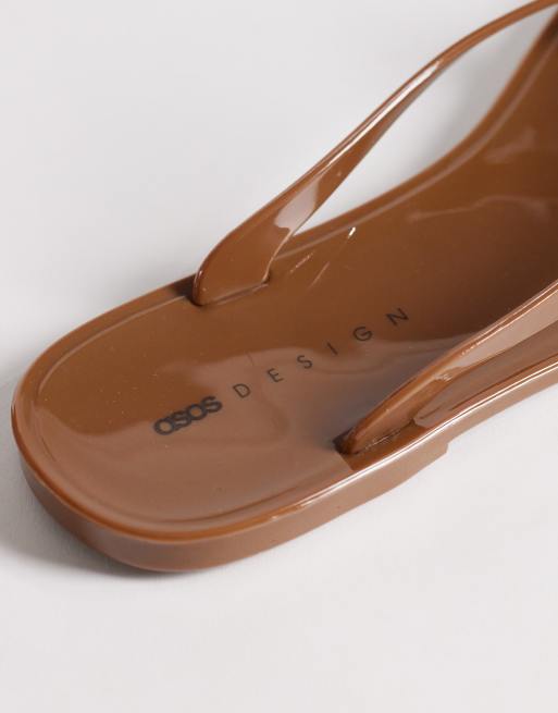 ASOS DESIGN Foxton jelly flip flops in chocolate, 2 of 4