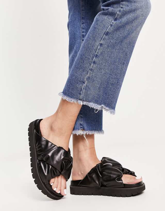 ASOS DESIGN Frazzle ruched flat sandals in black - BLACK