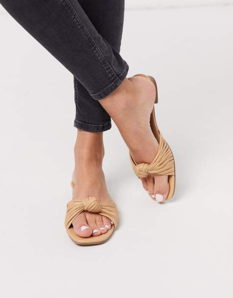 ASOS DESIGN – Freddie – Pantoletten mit Knotendetail in Camel