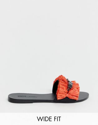 ASOS DESIGN Free Spirit - Versierde slippers met brede pasvorm-Rood