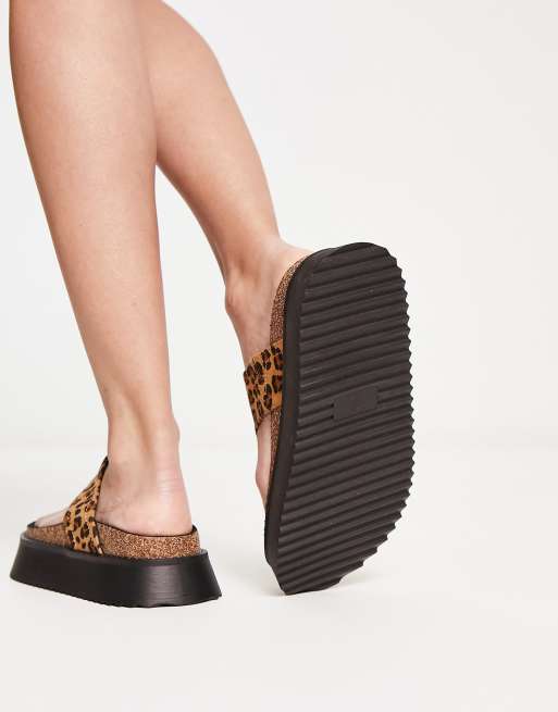 Leopard print toe hot sale post sandals