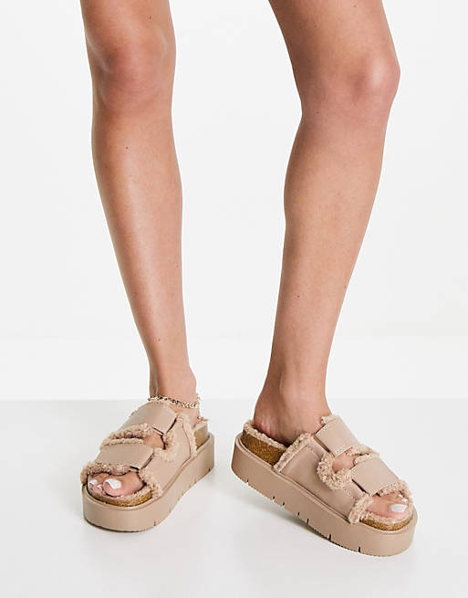 Women Sandals/Freely chunky mules in off white borg 