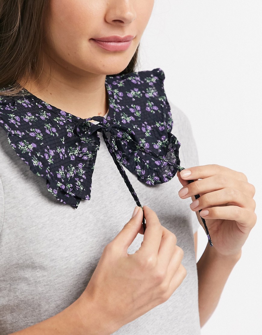 ASOS DESIGN frill collar in black floral-Multi