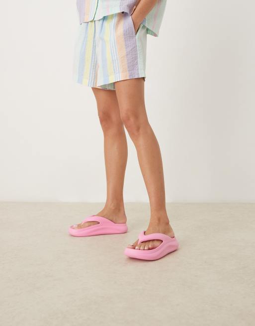 ASOS DESIGN Fudge chunky flip-flop slides in pink