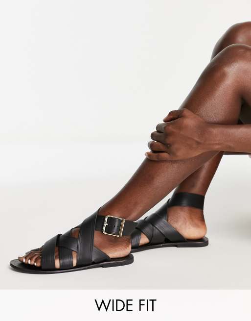 ASOS DESIGN - Fudge - Leren platte sandalen met brede pasvorm in zwart