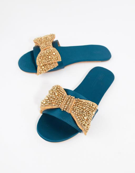 ASOS DESIGN – Fuji – Verzierte Sliders mit Schleife