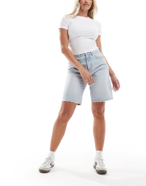 ASOS DESIGN Fuller Bust – Biały prążkowany T-shirt o dopasowanym kroju, 4 z 4