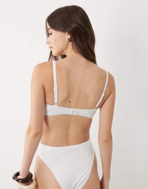 ASOS DESIGN – Fuller Bust – Maya Alice – Vorne gebundenes Bikinioberteil in Weiß mit tiefem Ausschnitt, 3 von 4