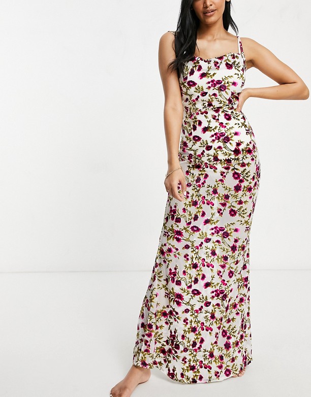  Sklep ASOS DESIGN Fuller Bust – Plażowa sukienka maxi z drapowanym dekoltem i wzorem w rÓże Nadruk z motywem rÓży