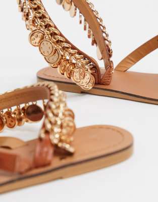 Sandali con monete Outlet