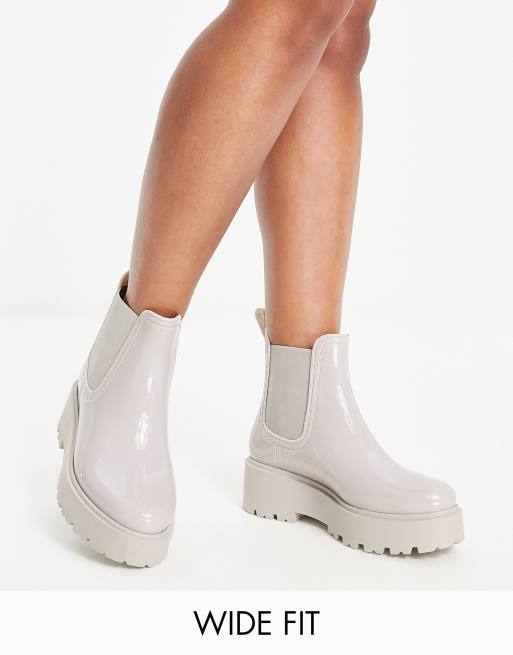 ASOS DESIGN Gadget Chelsea Gummistiefel in Grau mit dicker Sohle weite Passform ASOS