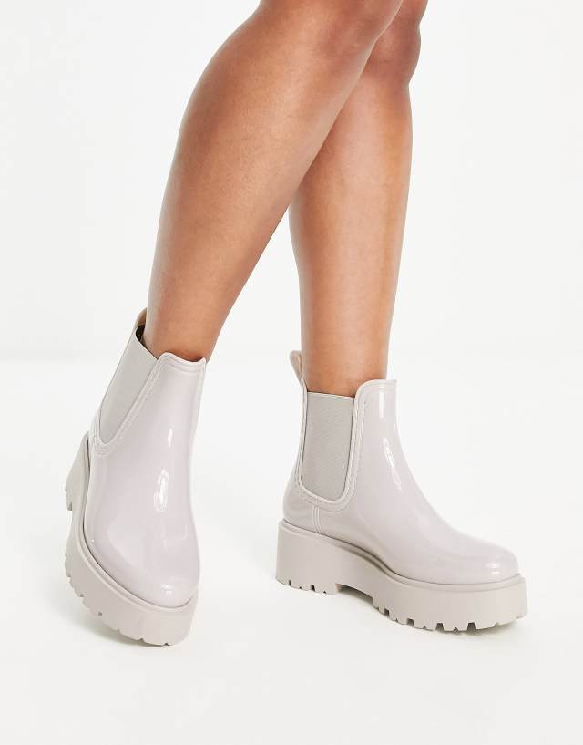 ASOS DESIGN Gadget chunky chelsea wellies in gray