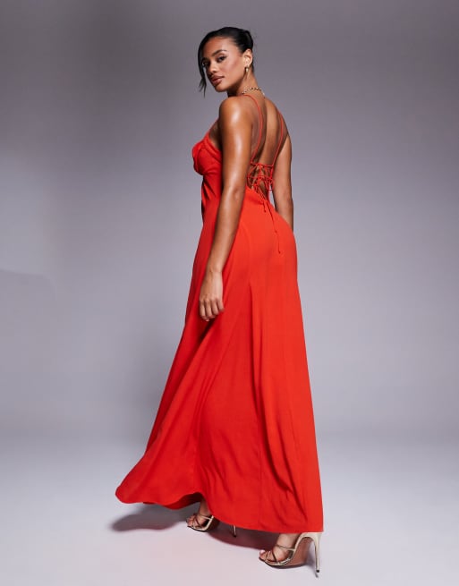 ASOS DESIGN - Robe mi-longue avec buste froncé et bretelles croisées dans le dos - Rouge