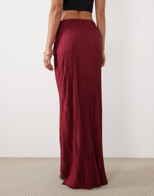 ASOS DESIGN gathered sarong style plisse maxi skirt in wine, 3 of 5