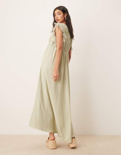 ASOS DESIGN gathered smock maxi dress in sage green | ASOS