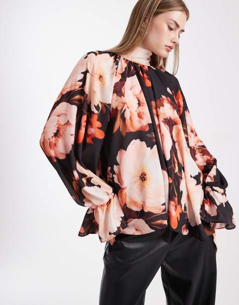 ASOS DESIGN gathered volume sleeve blouse in floral print - view 1