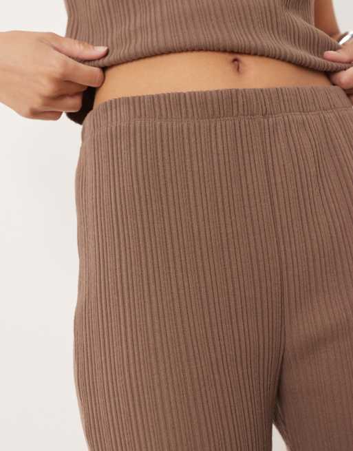 ASOS DESIGN - Geborstelde broek met verschillende ribbels in chocoladebruin, deel van co-ord set , 3 van 5