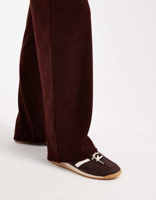 ASOS DESIGN - Geborstelde geribbelde broek met wijde pijpen in chocoladebruin, deel van co-ord set, 3 van 5