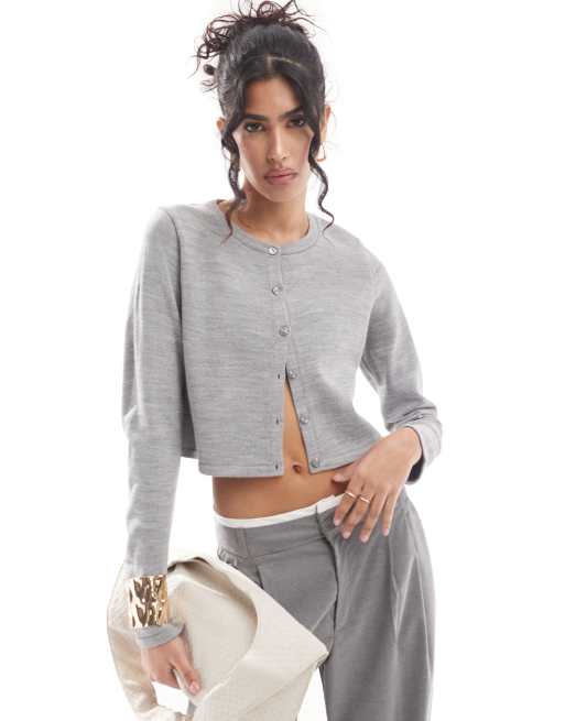 ASOS DESIGN - Gebreid cropped vest met ronde hals in grijs