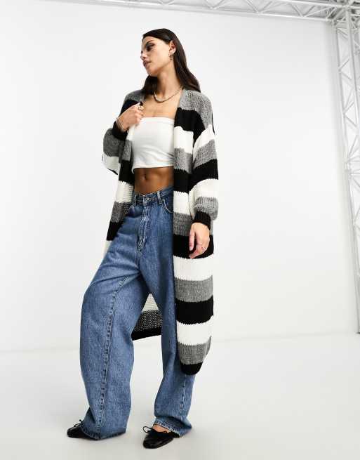 ASOS DESIGN - Gebreid, gestreept vest met lange pasvorm in zwart-wit