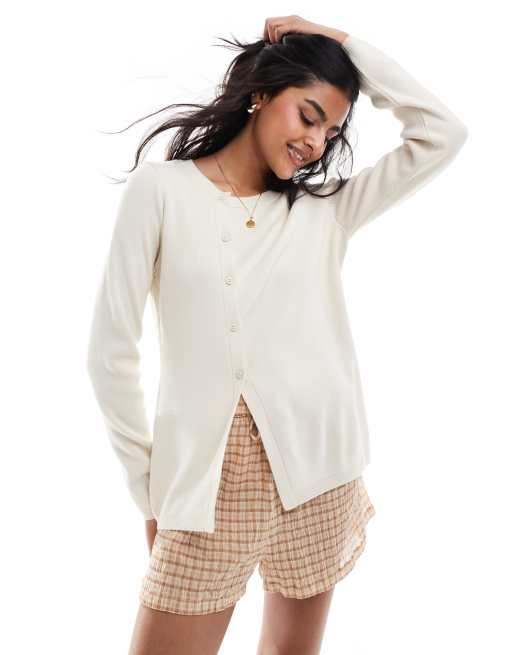 ASOS DESIGN - Gebreid vest met asymmetrische knopen aan de voorkant en split in ecru